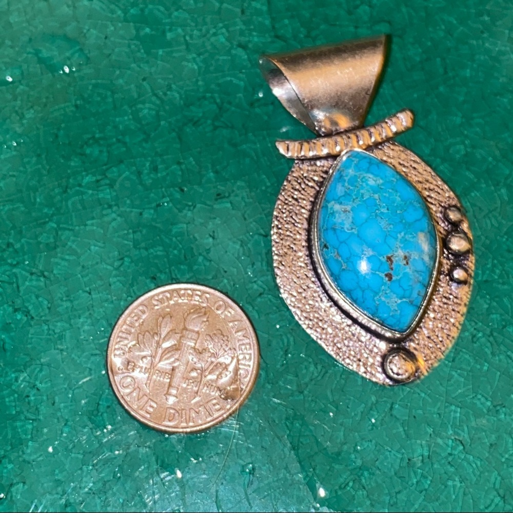 SALE ⭐️ Turquoise handmade marquise pendant - Picture 3 of 3